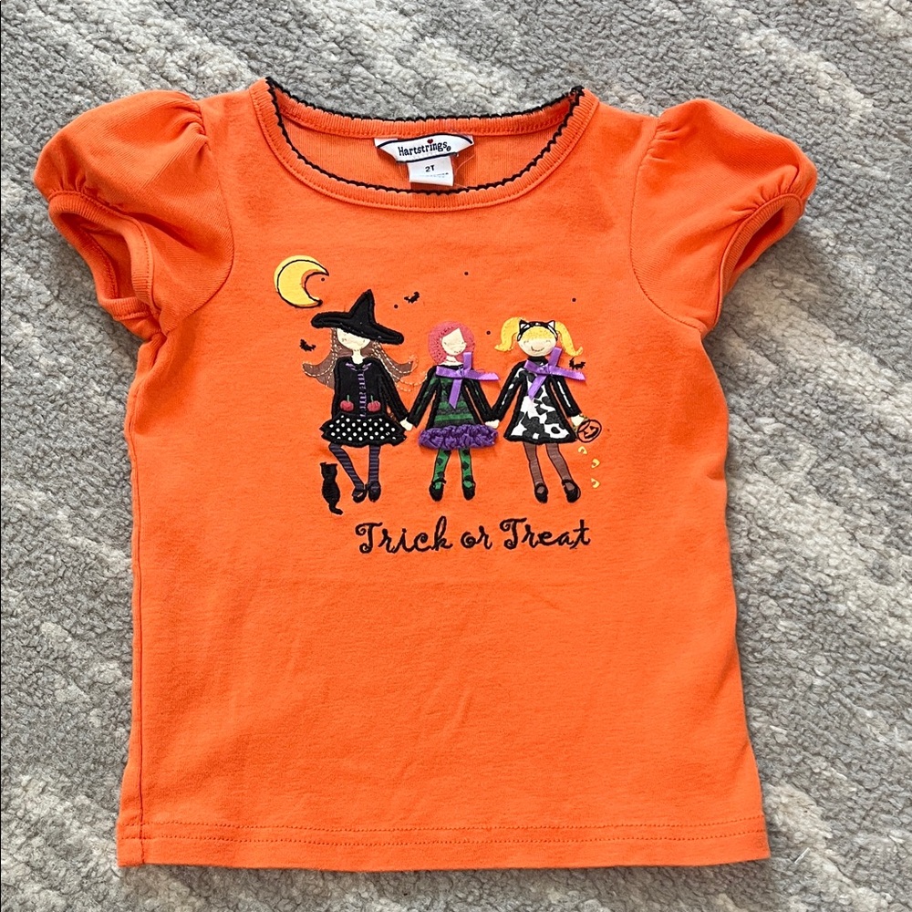 Hartstrings Halloween Tee